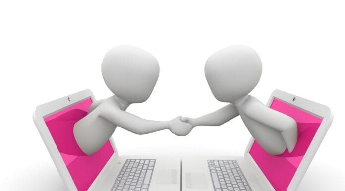 RL-based adaptive order batching w e-commerce