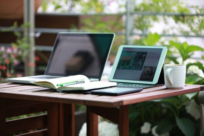 notebook-1757220_1280